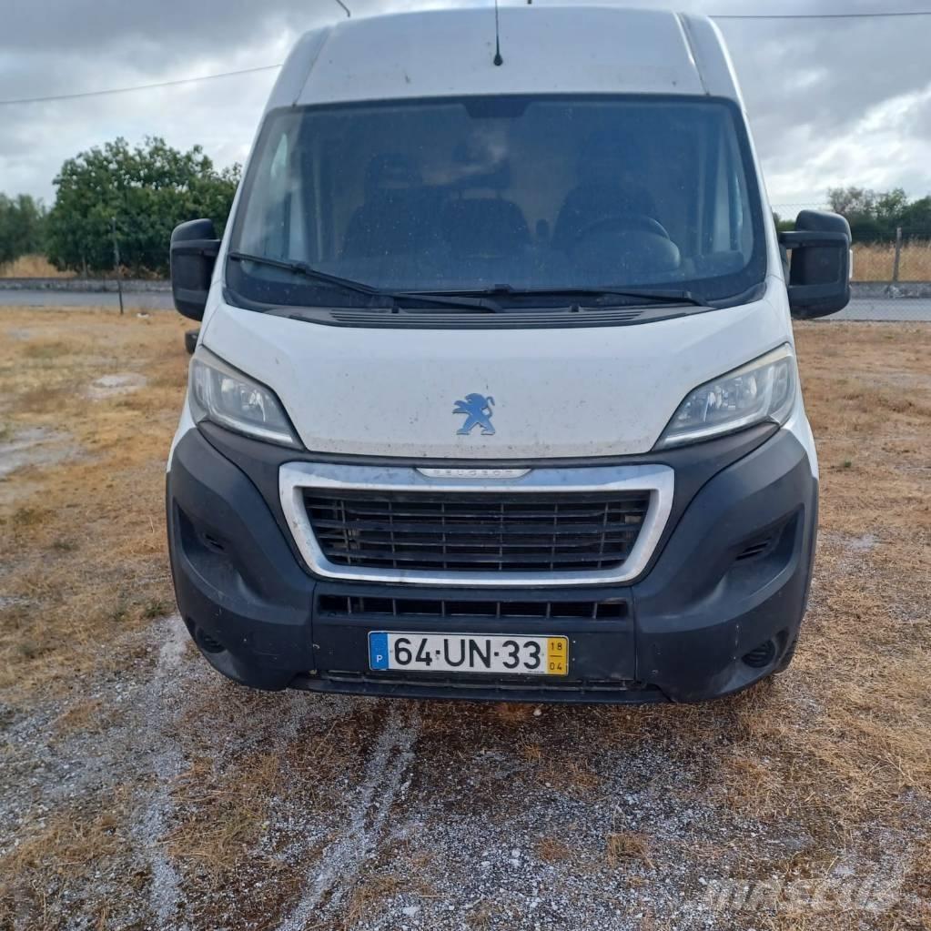 Peugeot Boxer Utilitaire benne