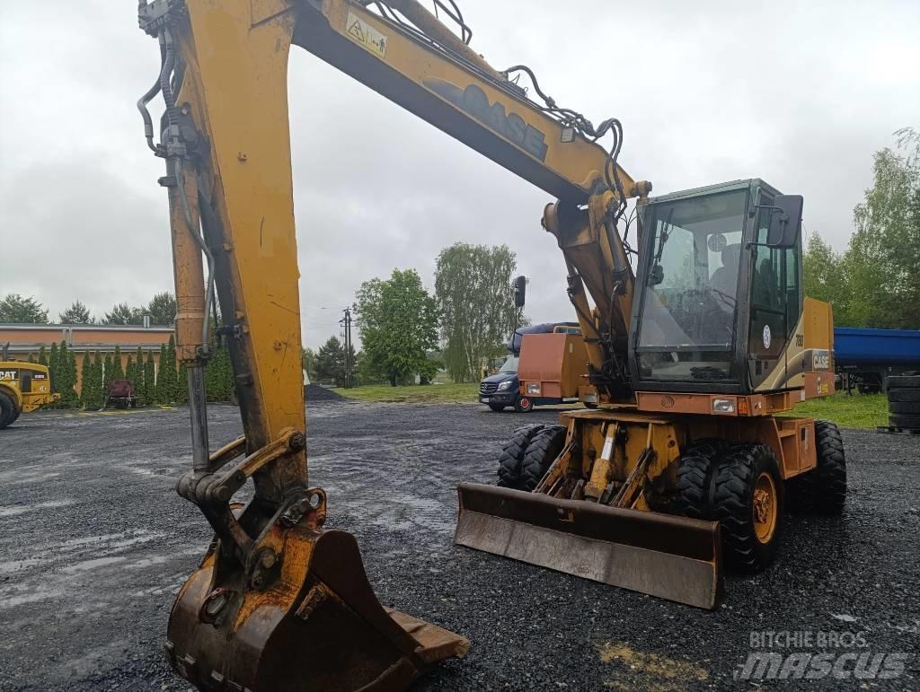 CASE 788 P Pelle sur pneus
