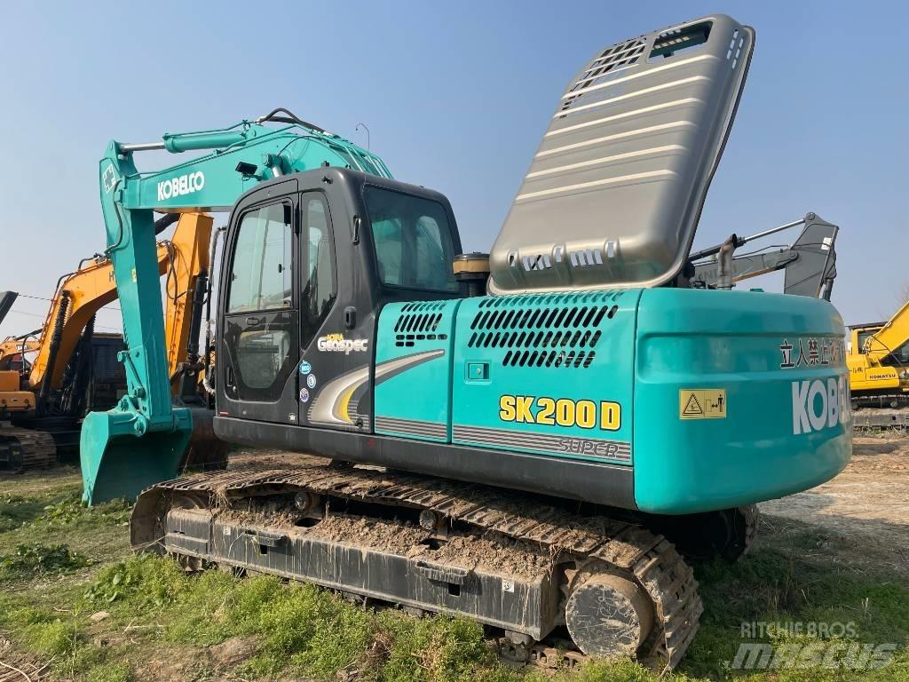 Kobelco SK 200 Pelle sur chenilles
