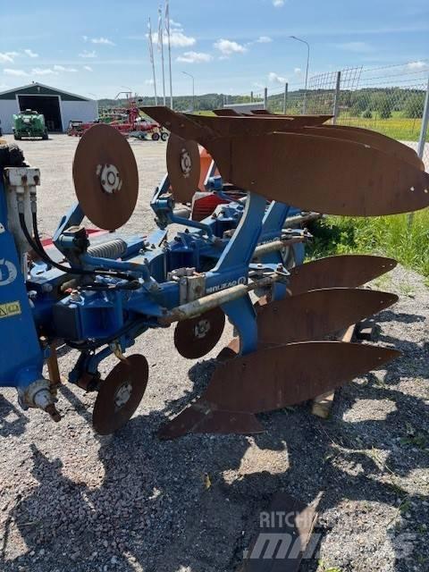Överum BX 3875H Charrue réversible