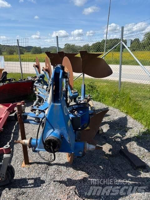Överum BX 3875H Charrue réversible