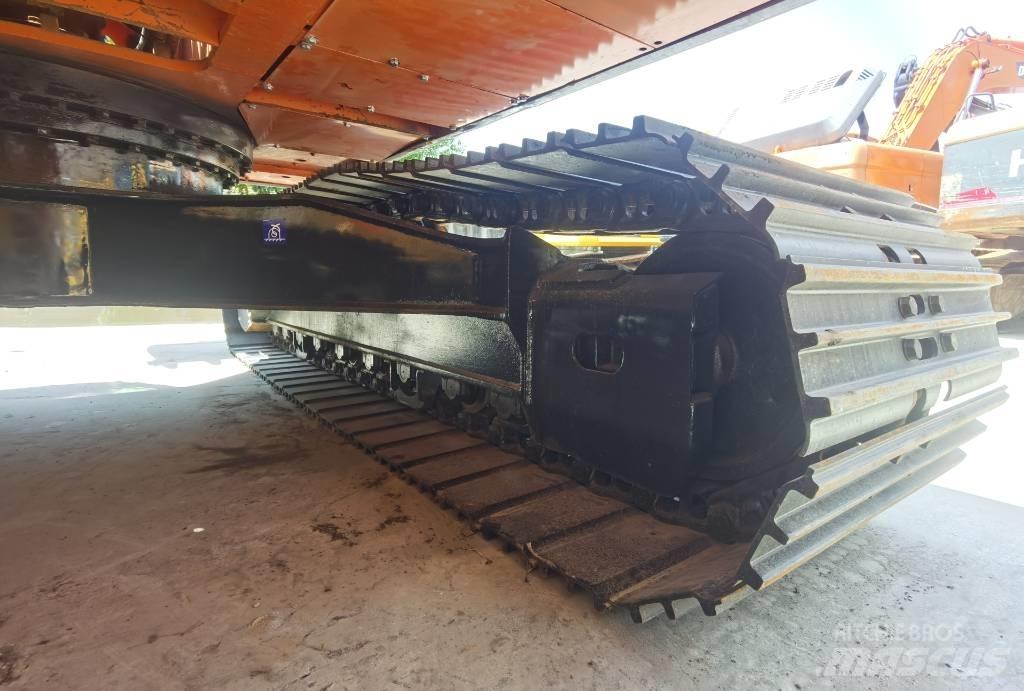 Doosan DX 225 LC Pelle sur chenilles