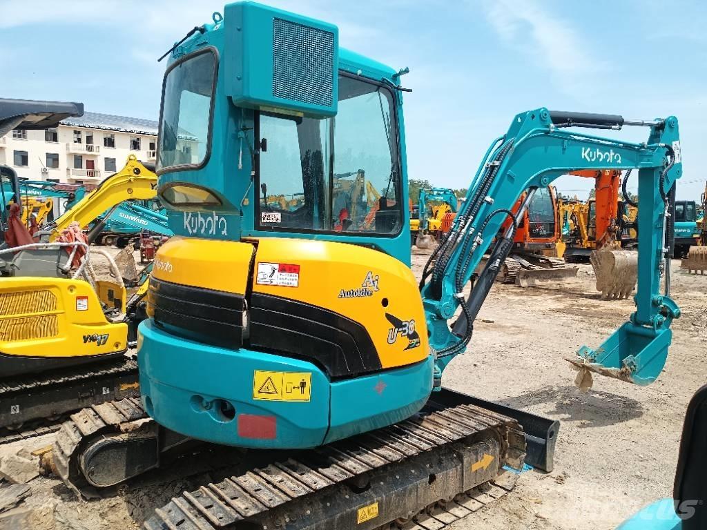 Kubota U 30 Mini pelle < 7t