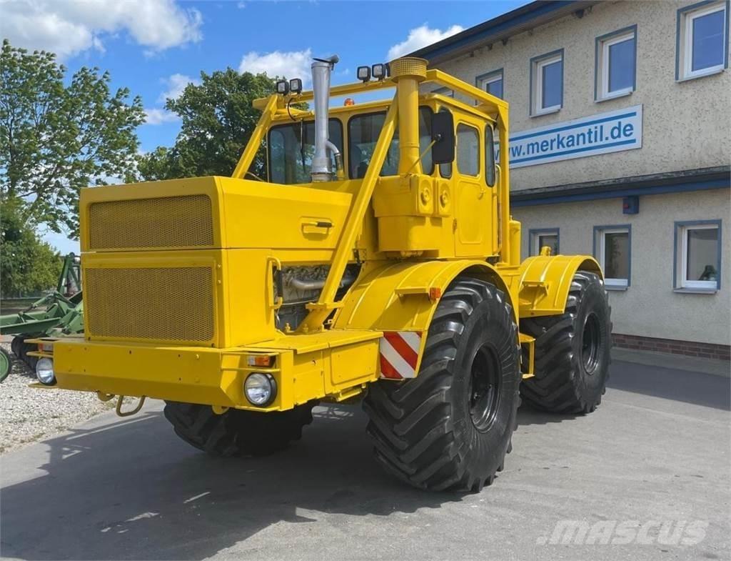 Kirovets K 701 V12 Tracteur