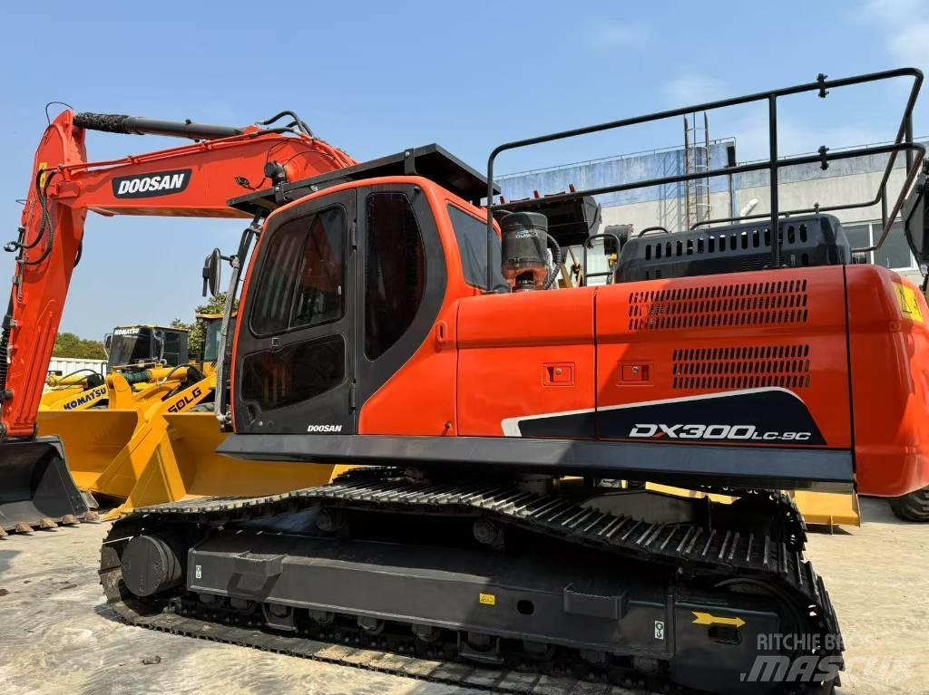 Doosan DX 300 LC-9C Pelle sur chenilles