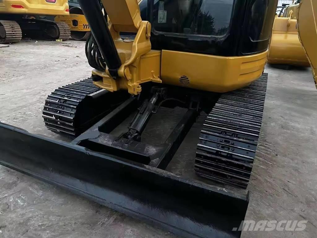 CAT 304 CR Mini pelle < 7t
