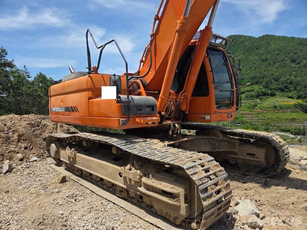 Doosan DX 300 LCA Pelle sur chenilles
