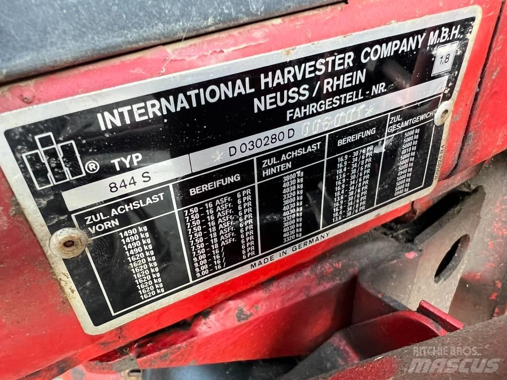 International 844xl Tracteur