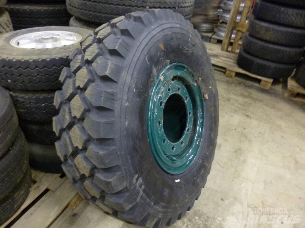 Michelin 395/85R20 Pneus, roues et jantes