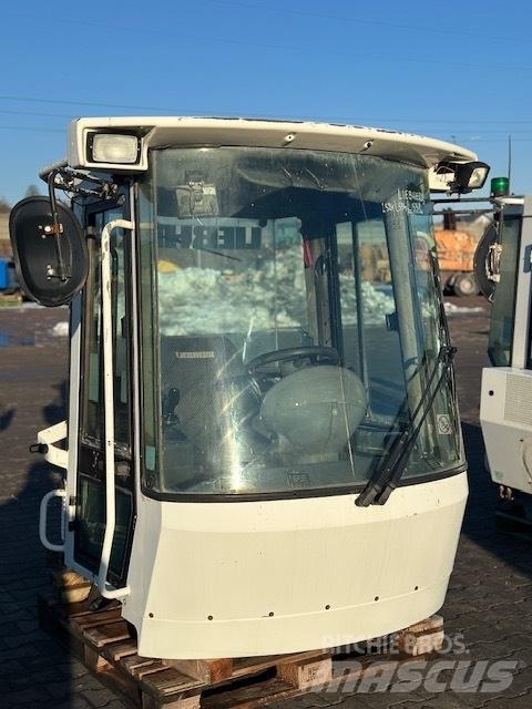 Liebherr L 538 CAB Cabine