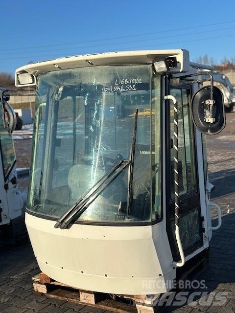 Liebherr L 538 CAB Cabine