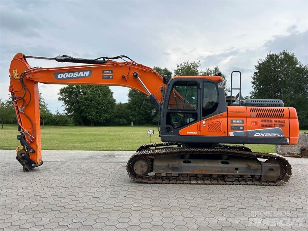 Doosan DX225LC-5 Pelle sur chenilles