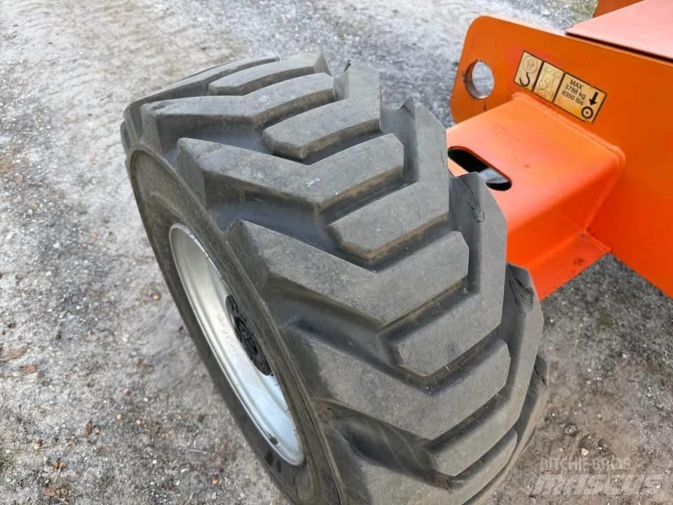JLG 460 SJ Nacelles télescopiques