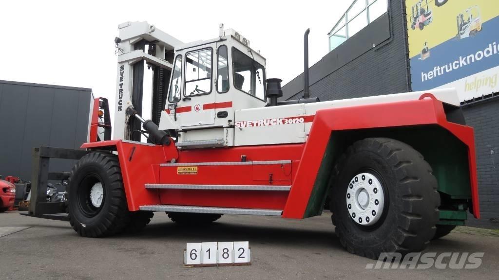 Svetruck 30120/46 Chariots diesel