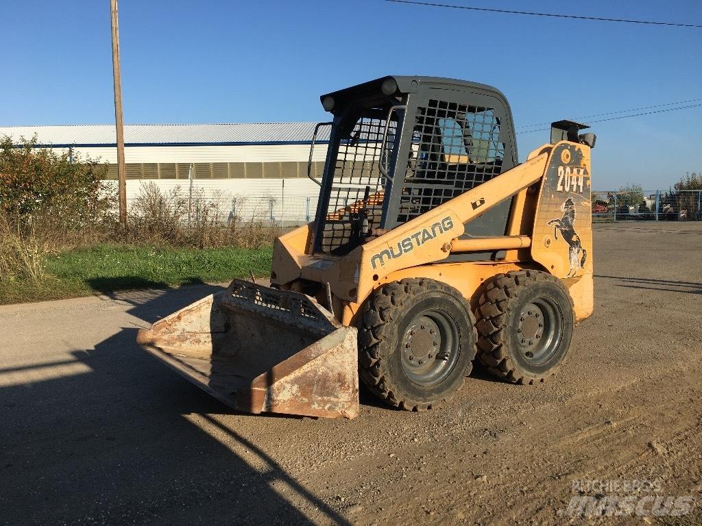 Mustang 2040 Chargeuse compacte