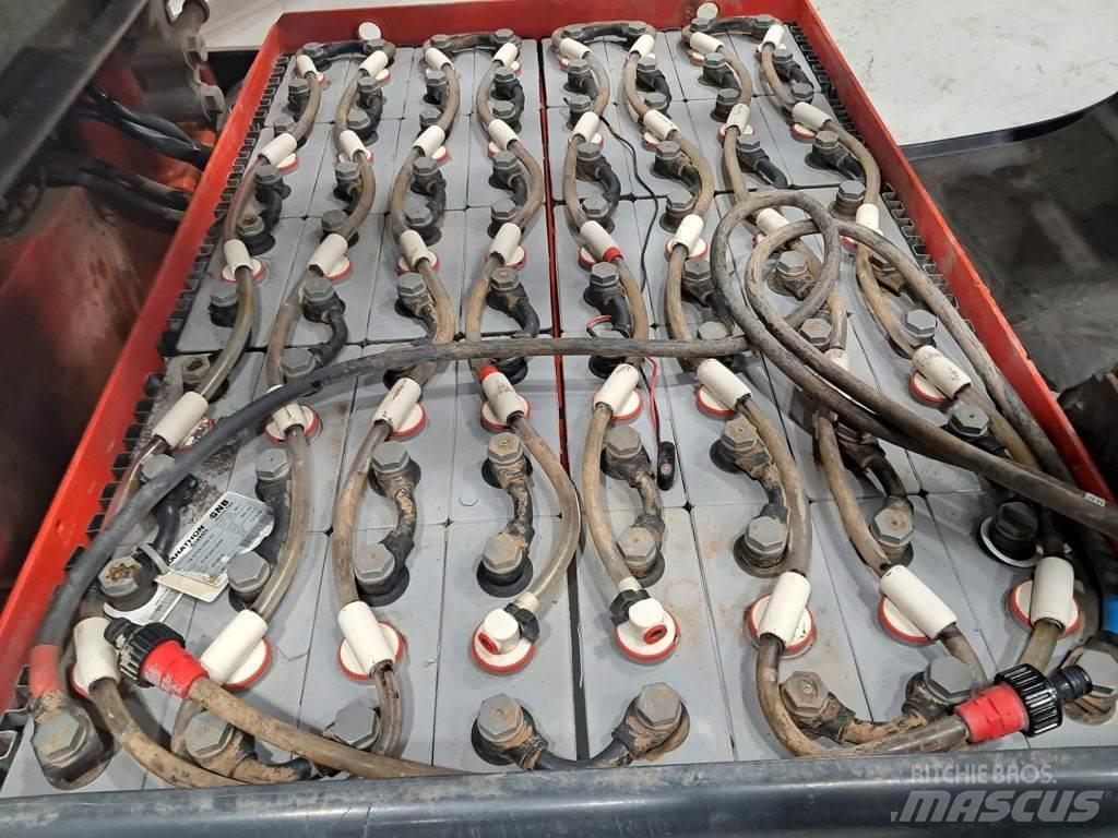 Linde E30-01 Chariots élévateurs électriques