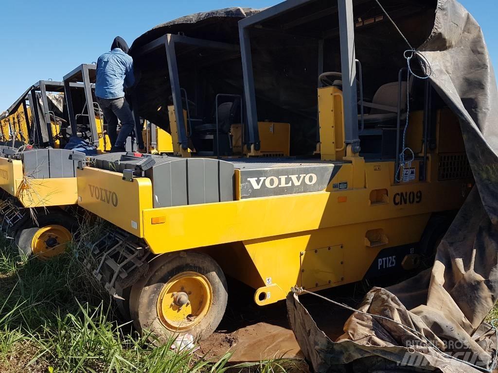 Volvo PT 125 Rouleaux à pneumatiques
