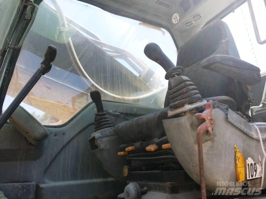 Volvo EC 460 Pelle sur chenilles