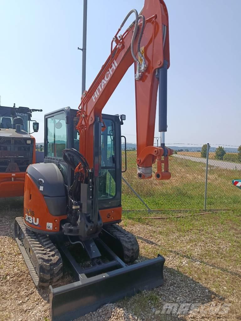 Hitachi ZX33U Pelle sur chenilles