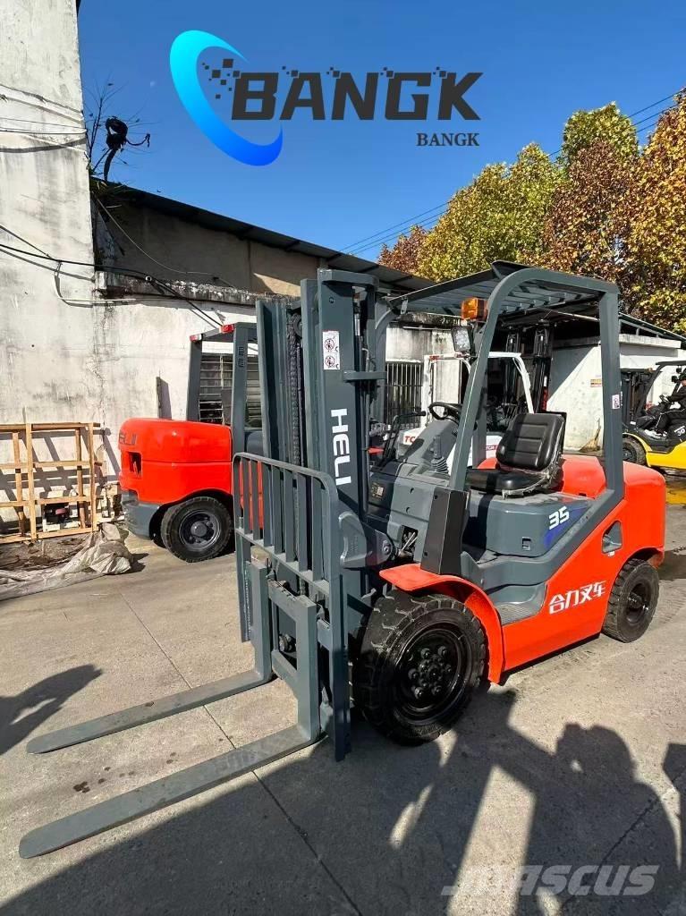 Heli CPCD 35 Chariots diesel