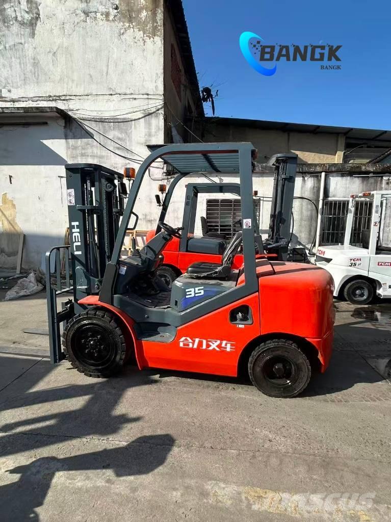 Heli CPCD 35 Chariots diesel