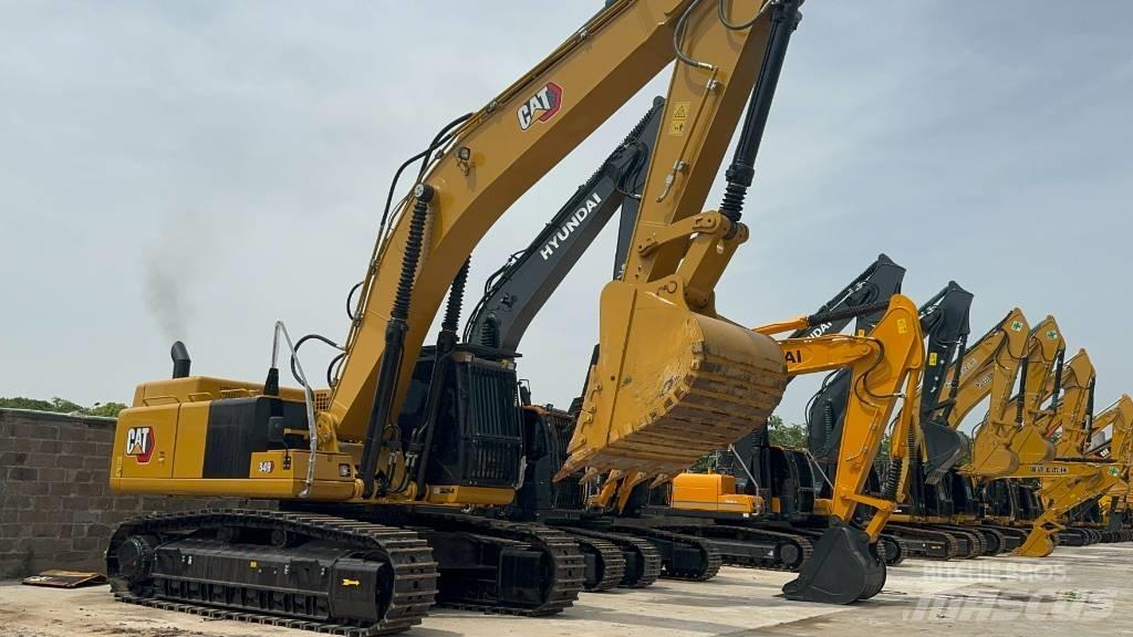 CAT 349 D Pelle sur chenilles