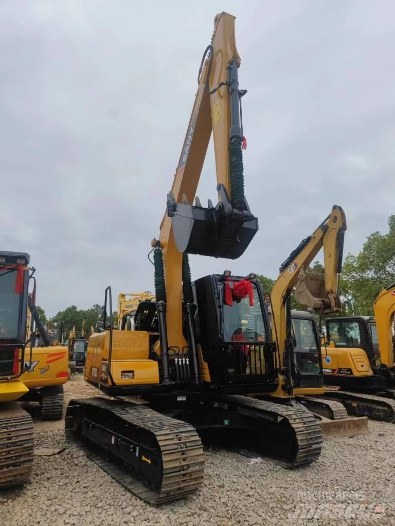 Sany SY 135 C Pelle sur chenilles