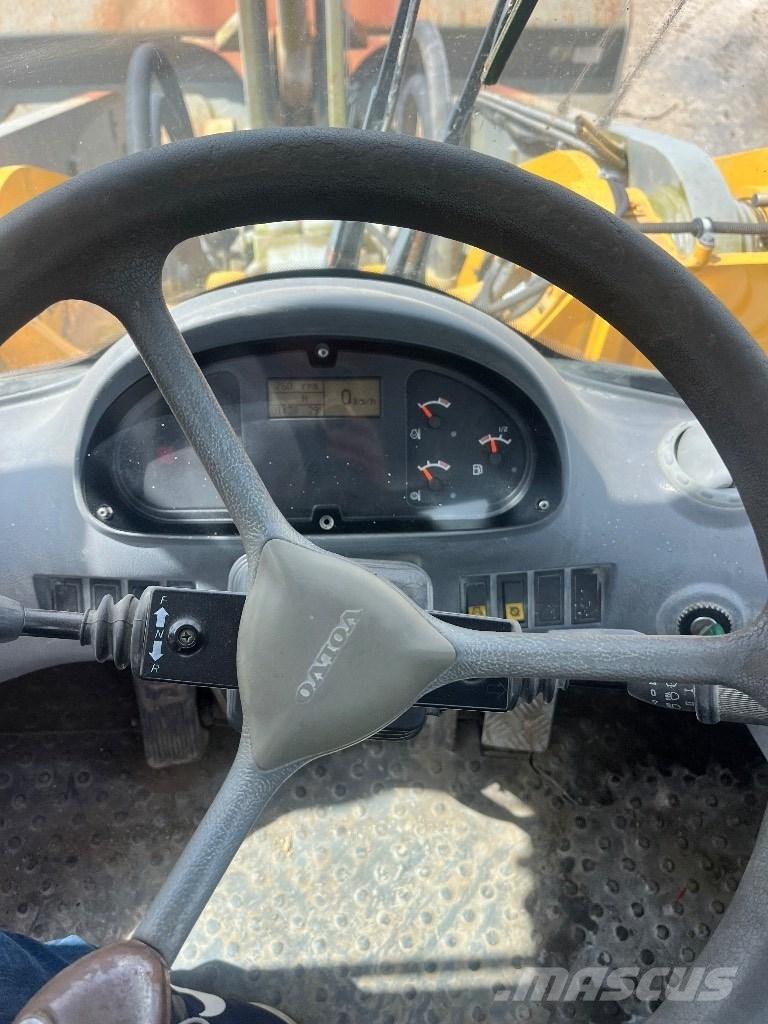 Volvo L 180 E Chargeuse sur pneus