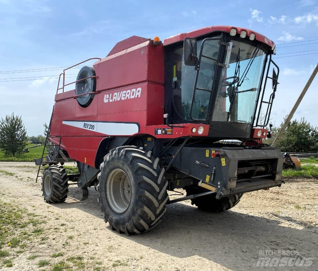 Laverda REW 200 Moissonneuse batteuse