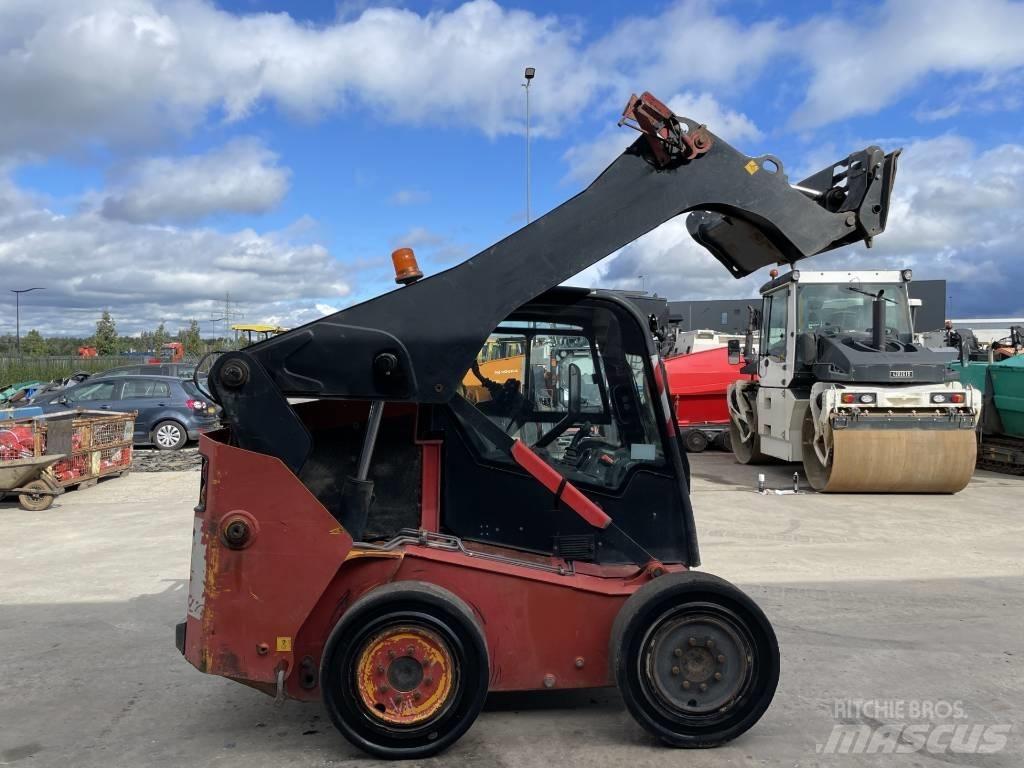 JCB R260 Chargeuse compacte