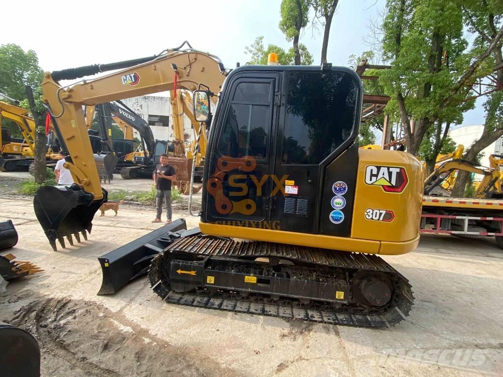 CAT 307 E Pelle sur chenilles
