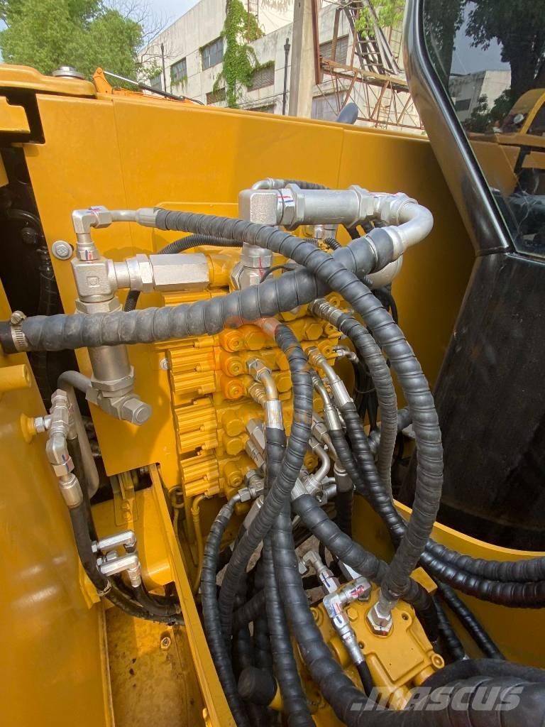 CAT 307 E Pelle sur chenilles