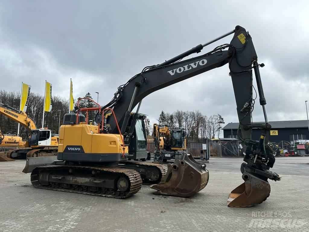 Volvo ECR 235 E LC Pelle sur chenilles