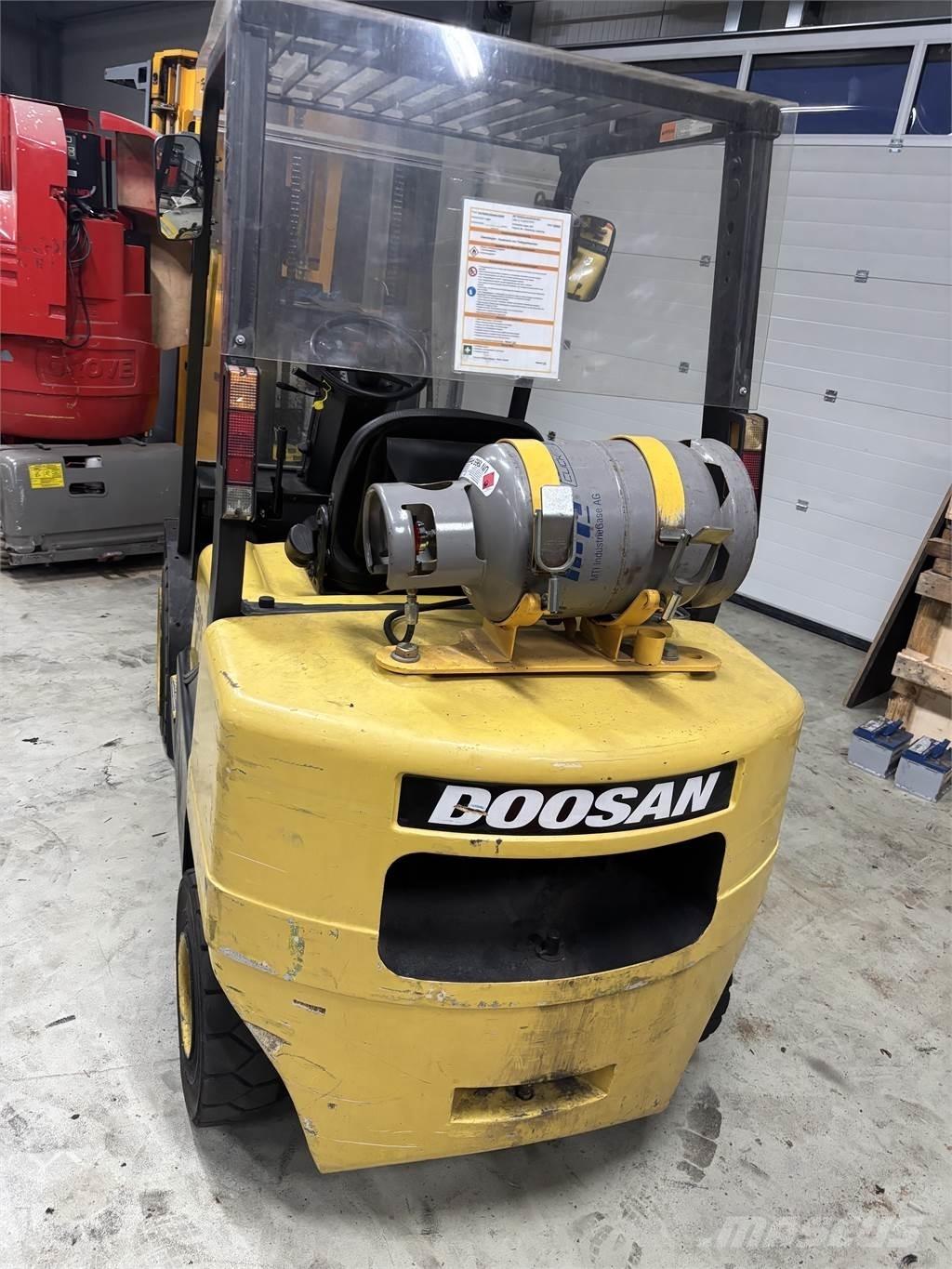 Doosan G30 Chariots GPL