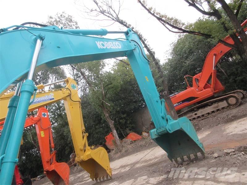 Kobelco SK 210 Pelle sur chenilles