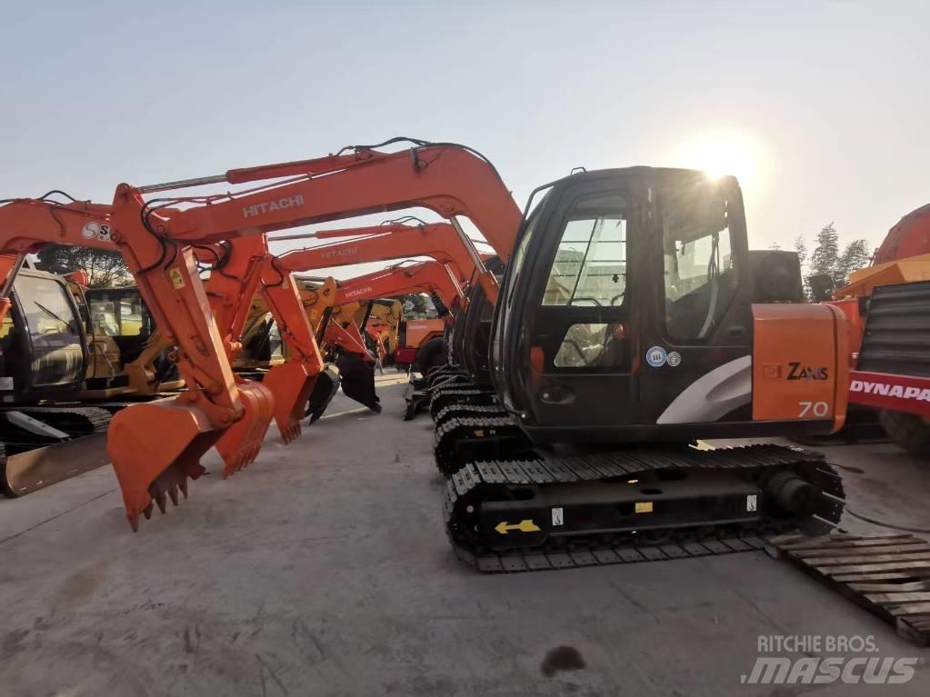 Hitachi ZX 70 Pelle sur chenilles