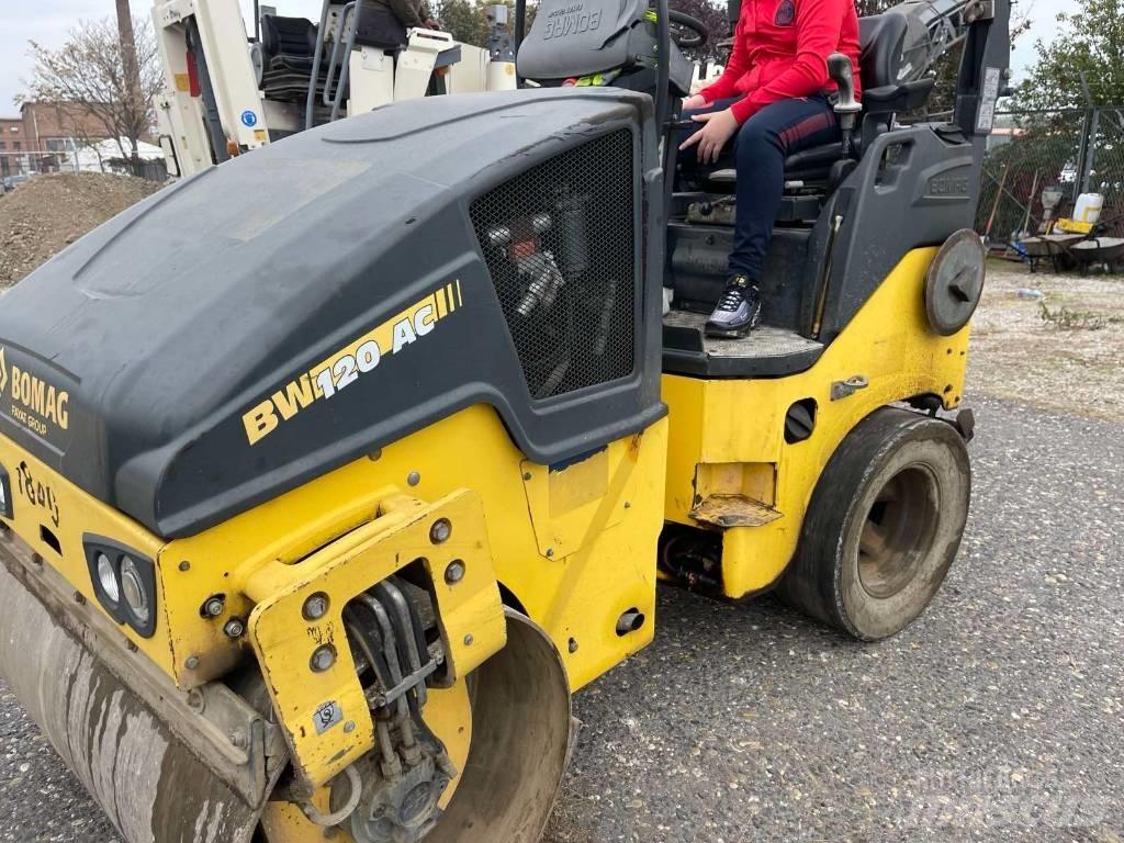 Bomag BW 120 AC-5 Rouleaux monocylindre