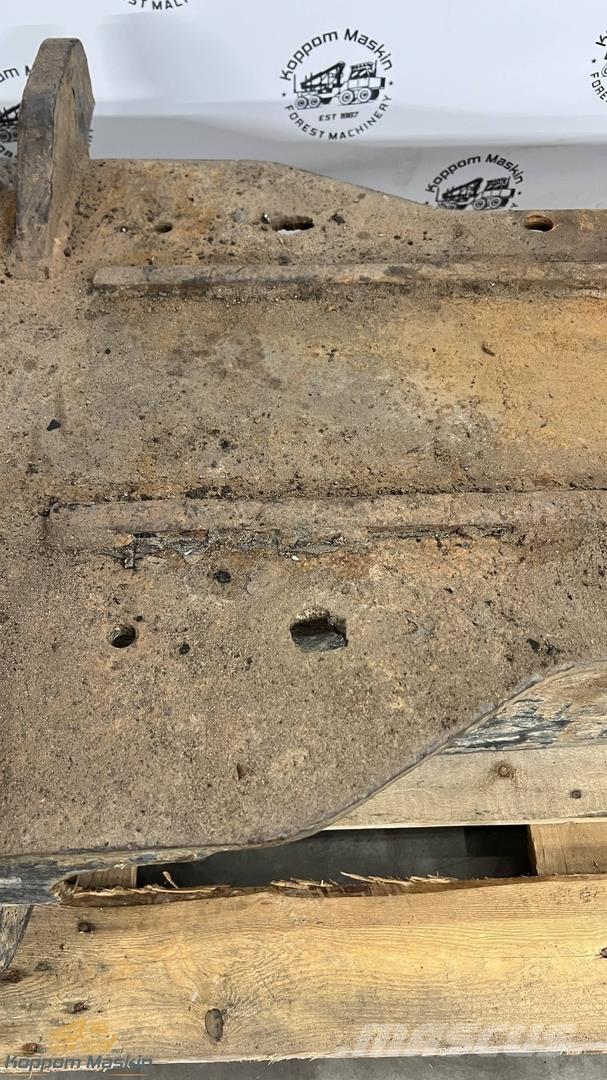 Komatsu 845 Autres accessoires pour matériel forestier