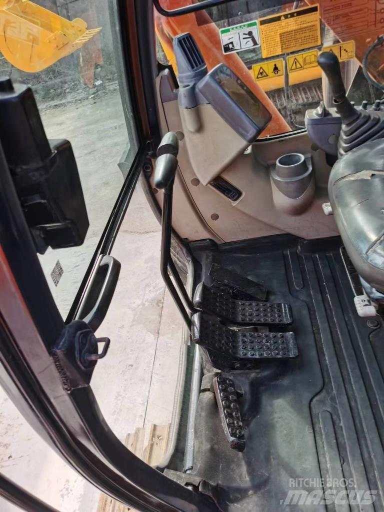 Hitachi ZX 70 Pelle sur chenilles