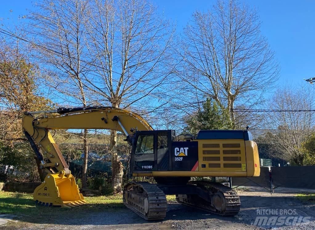CAT 352 F Pelle sur chenilles