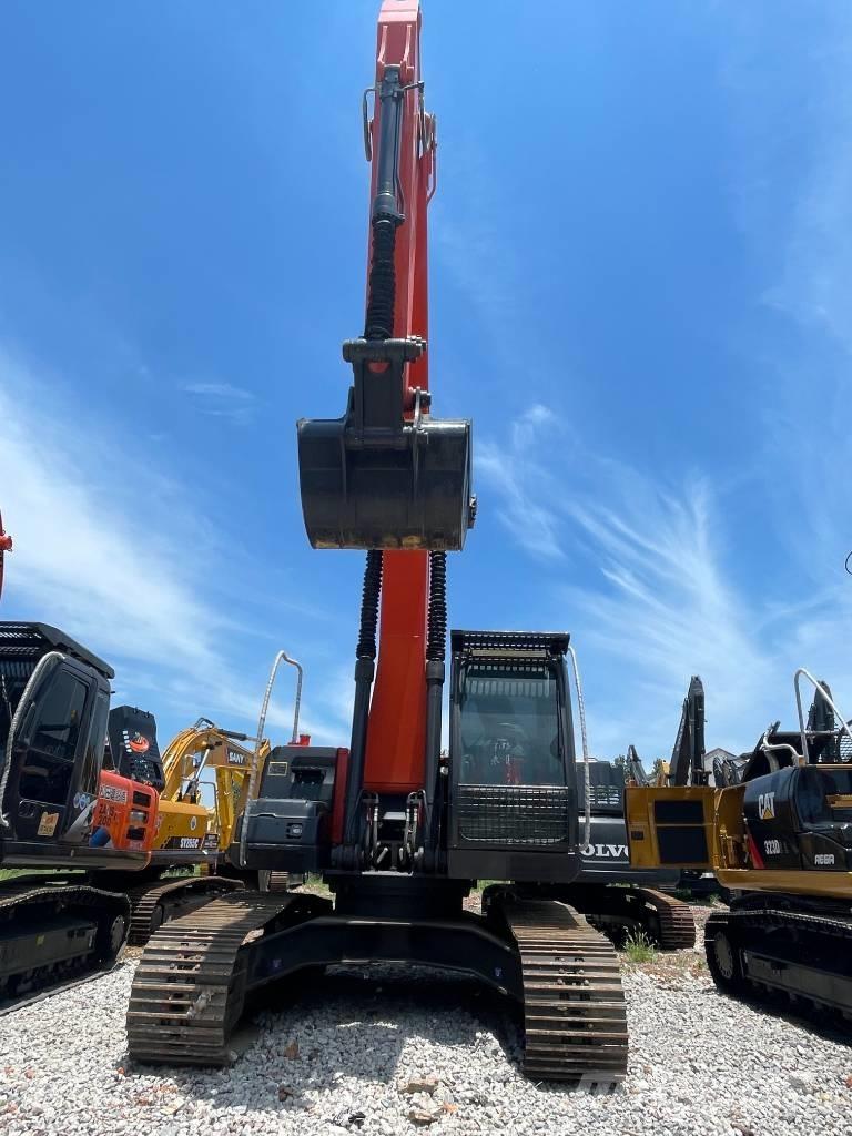 Hitachi ZX 240 Pelle sur chenilles