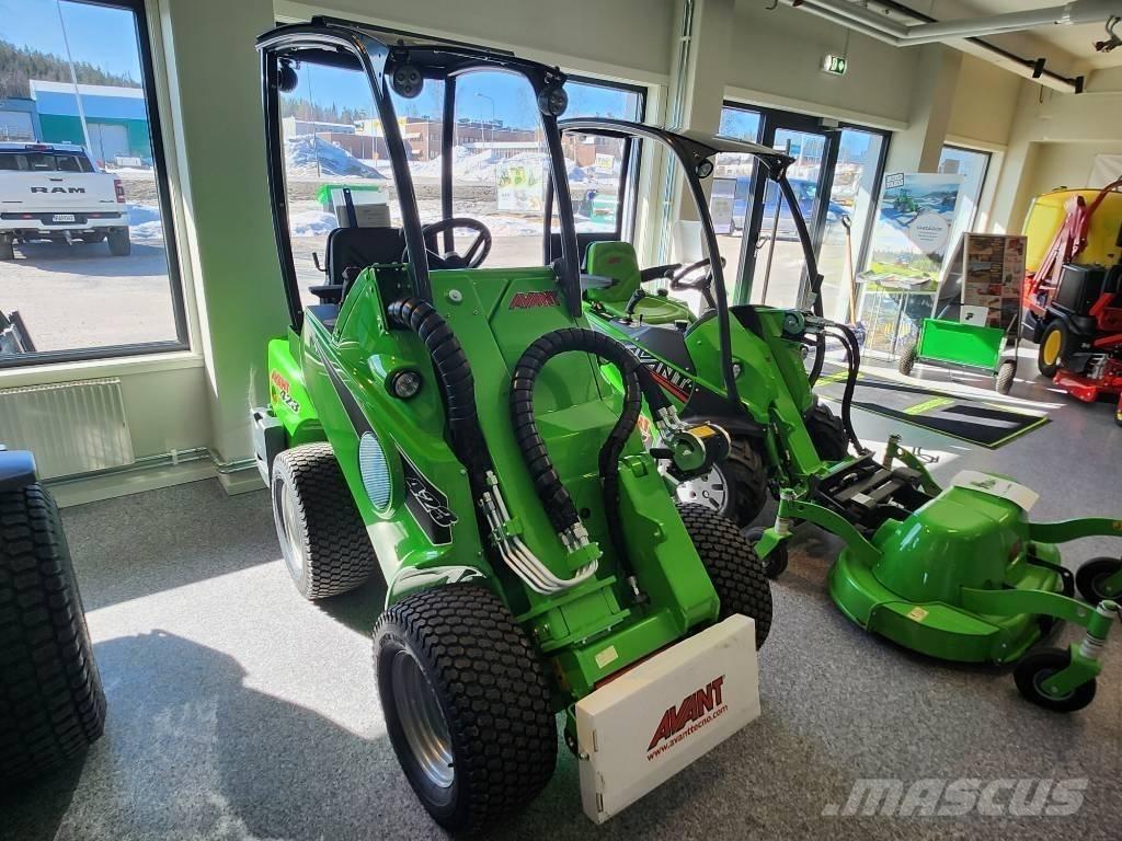 Avant 423 Chargeuse compacte