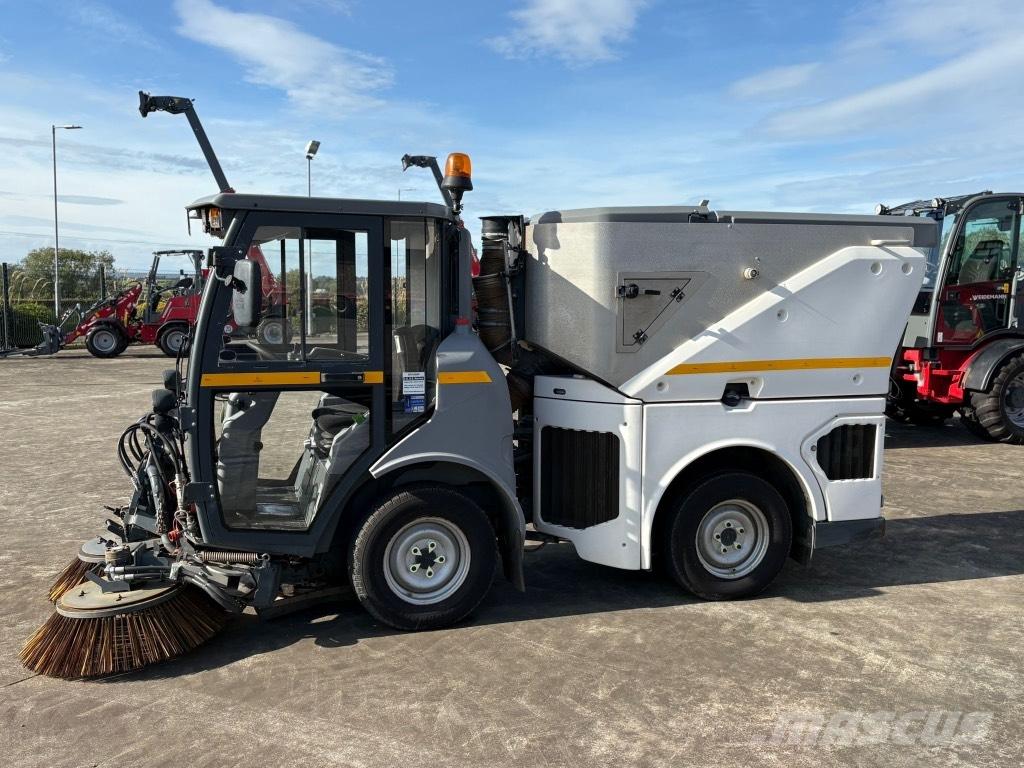 Hako 1600 1600 Utilitaire porte-outils