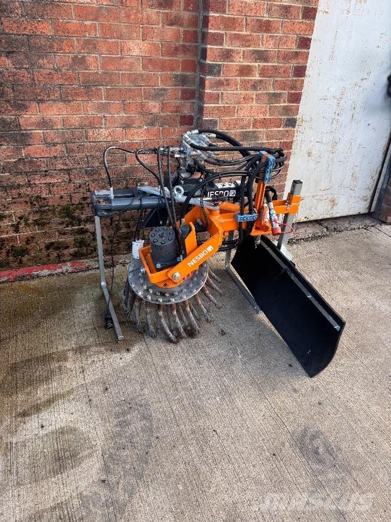 Hako 1600 1600 Utilitaire porte-outils