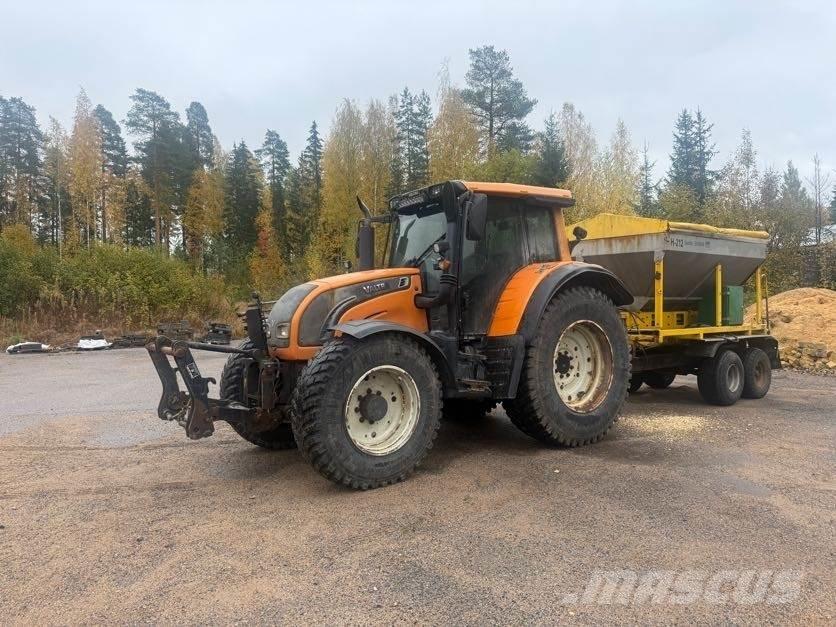 Valtra N142 Tracteur