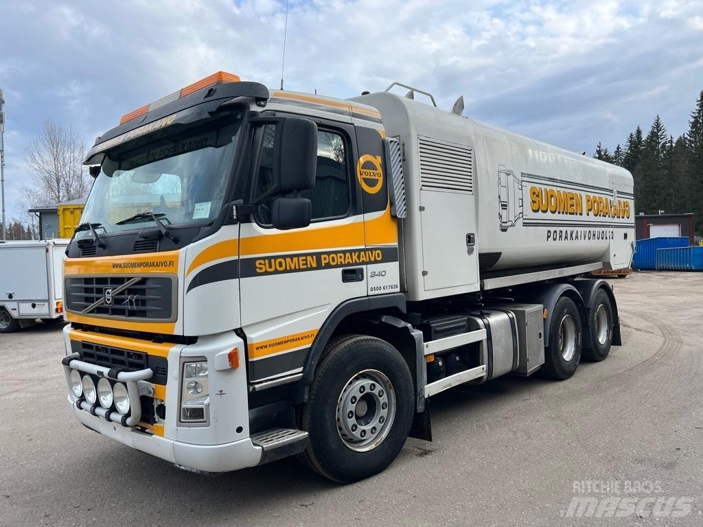 Volvo FM9 Camion aspirateur, Hydrocureur