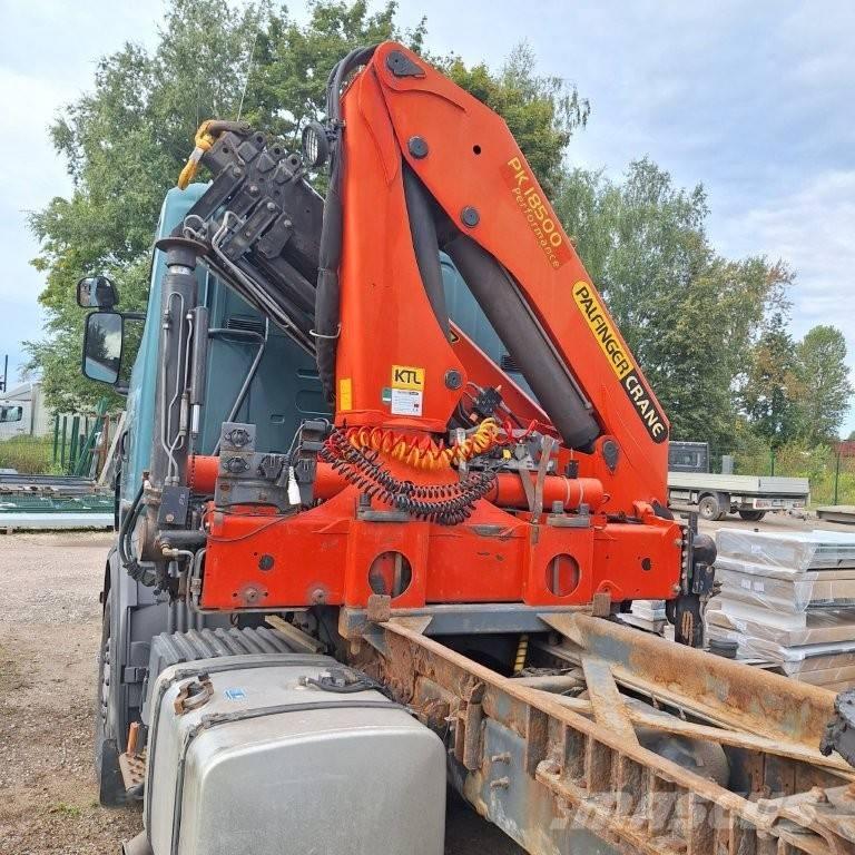 Scania R 380 Camion plateau ridelle avec grue