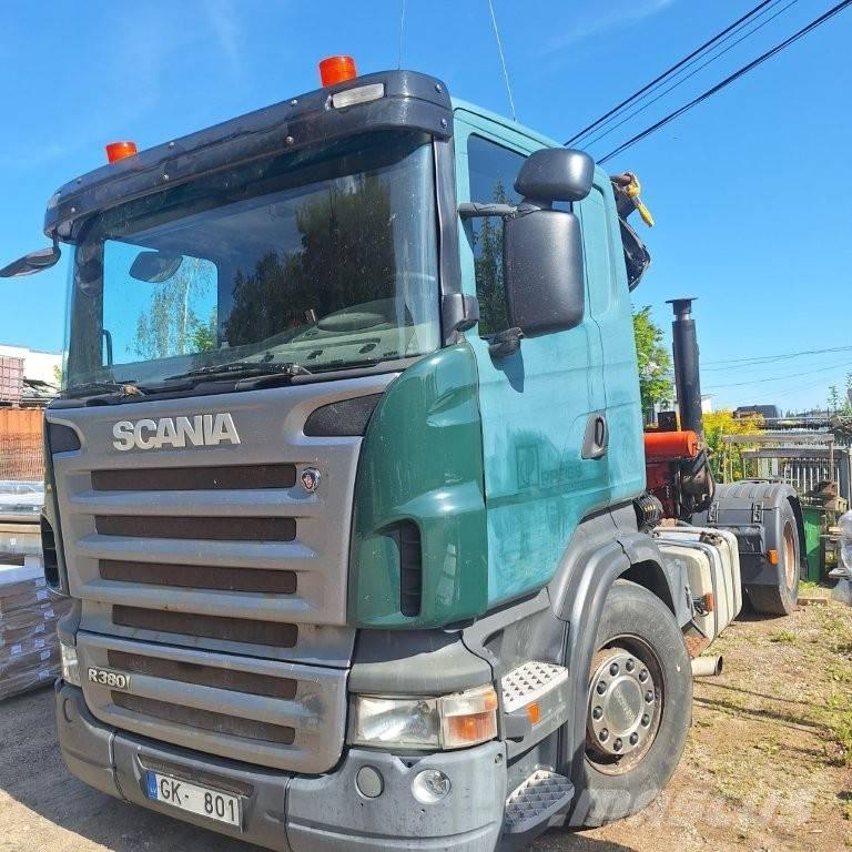 Scania R 380 Camion plateau ridelle avec grue