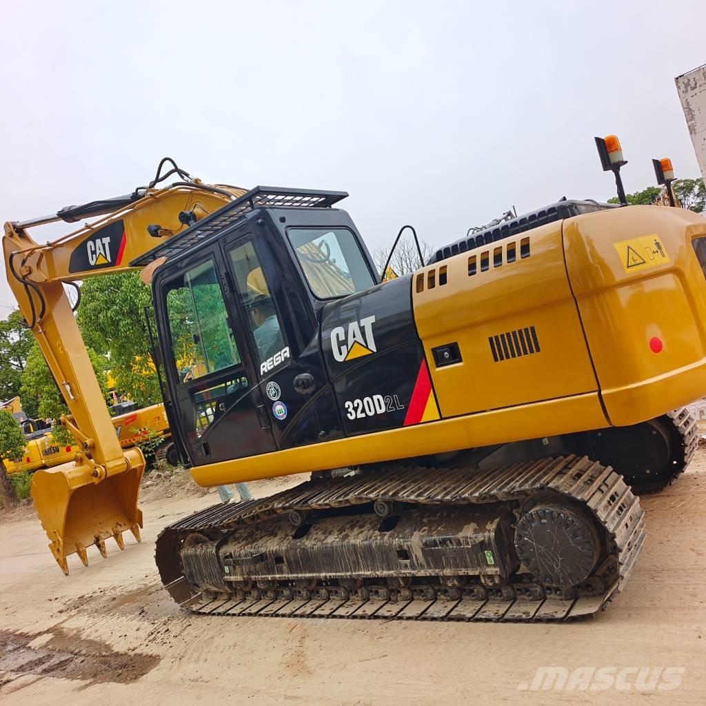 CAT 320D Pelle sur chenilles