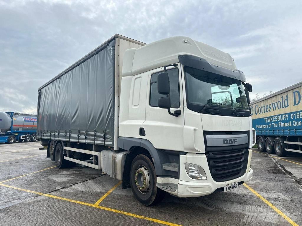 DAF CF330 Camion à rideaux coulissants (PLSC)